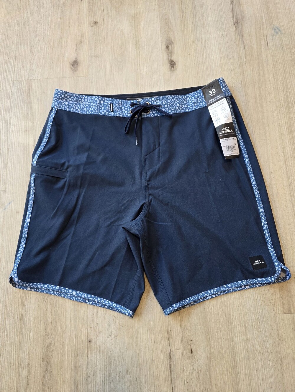 O'Neill Scallop Heat 18" Board shorts Men's Size 32 Blue